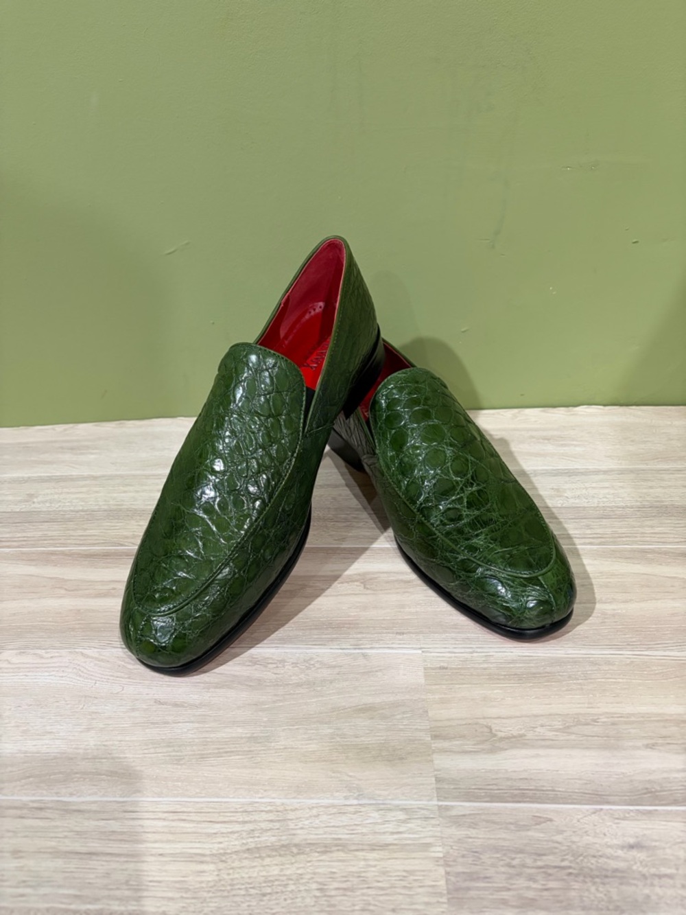 Fennix Italy Men's Green alligator Slip-On Loafers sz 10